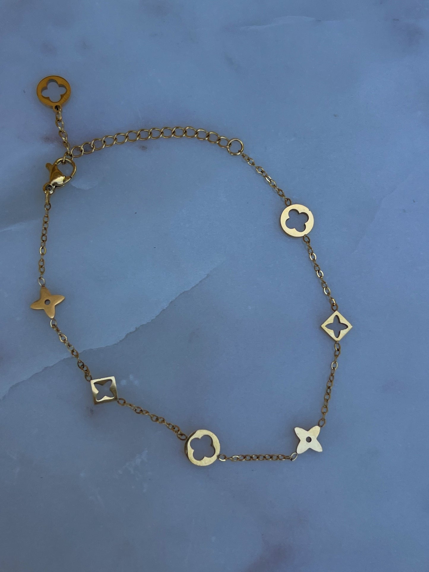 Gold Star Anklet