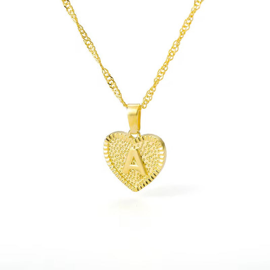Corazón Inital Necklace