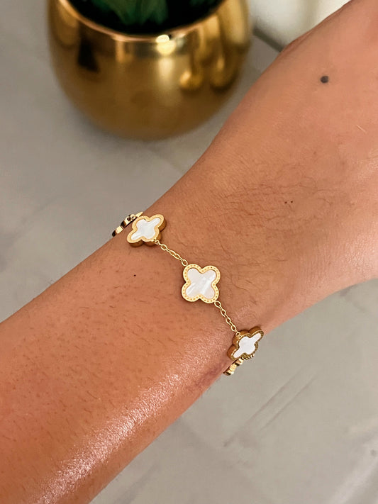 Pearl White Bracelet